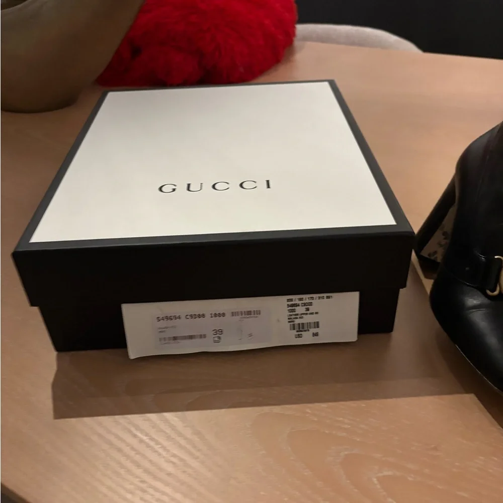 Gucci Black Ankle Boots with Gold GG Logo - Picture 5 of 6